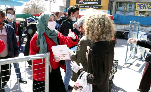 Denizli'de maske takmak artık zorunlu! Uymayana ceza kesilecek - Resim: 0
