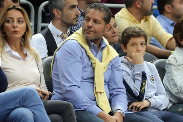 Fenerbahçe tribününde sürpriz isim! - Resim: 3