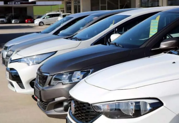 Doların düşüşü sıfır otomobile yaradı Fiyatlara 37 bin TL indirim geldi - Resim: 1