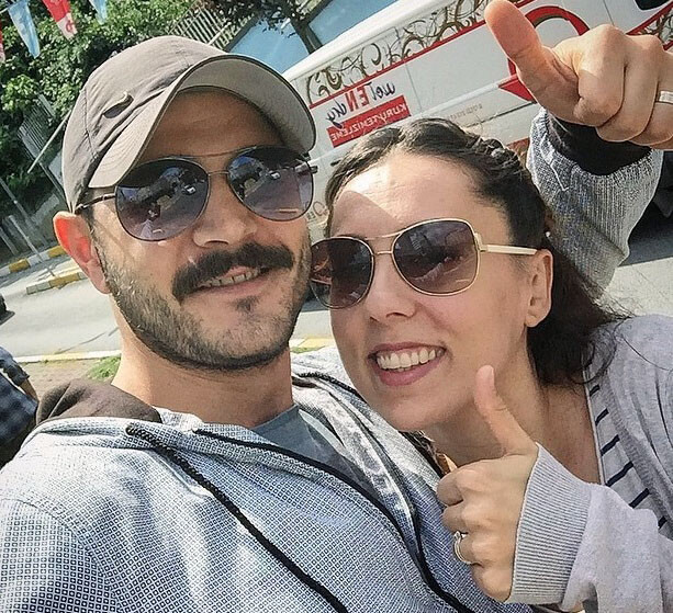 Burak Sevinç evli mi eşi Şirin Kılavuz kimdir? - Resim: 0