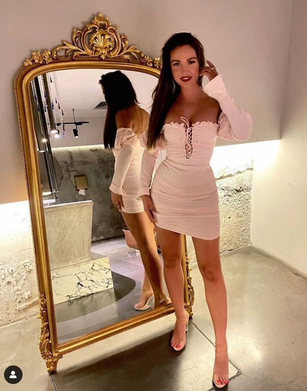 Miss Ukrayna güzeli Anastasiia Lenna Instagram'da silah kuşanıp Rusya'ya gözdağı verdi - Resim: 4