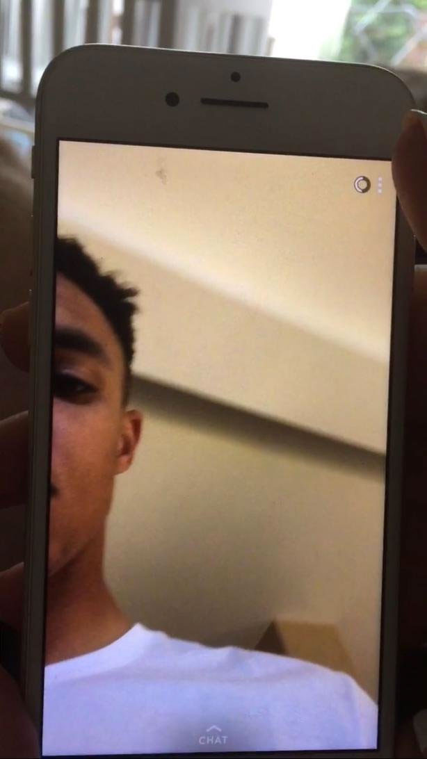 Liverpool’un yıldızı sapık çıktı! Evli hamile kadına yazdıkları ifşa oldu... - Resim: 3