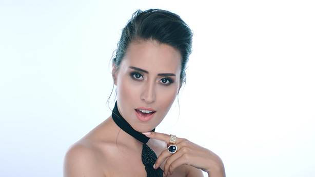 Hande Ünsal kaç yaşında Niran Ünsal'ın kızı kimdir? - Resim: 1