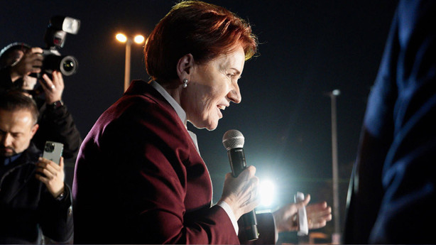 Saraçhane'de hiç biri bunu yapmadı Meral Akşener "Gitme Ekrem yanımda dur' - Resim: 1