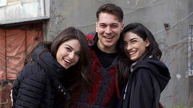 Netflix'in ilk Türk dizisi Hakan: Muhafız'dan güzel haber - Resim: 2