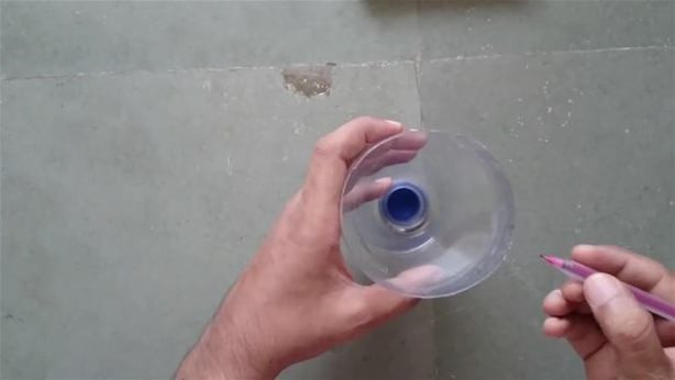 Bir plastik şişeden öyle bir şey yaptı ki derde deva! - Resim: 4