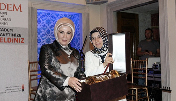 Tevfik Göksu kiminle evli, eşi Hacer Göksu kimdir? Tevfik Göksu çocukları - Resim: 0