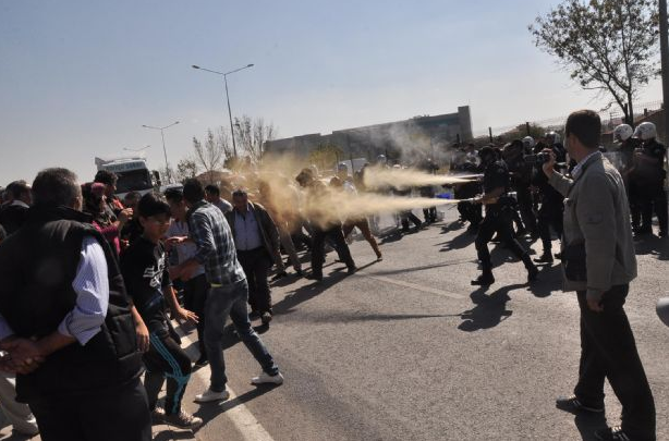 Sen misin protesto eden? - Resim: 4