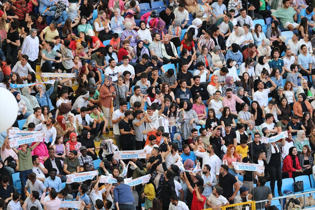 Cumhurbaşkanı Erdoğan: Küresel güçlerin hesaplarına peşkeş çekilecek evladımız yok - Resim: 0