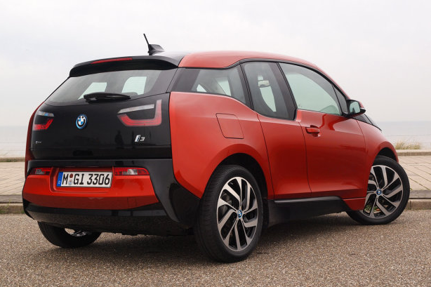 BMW i3 elektrikli arabası Türkiye'de kaç lira? - Resim: 2