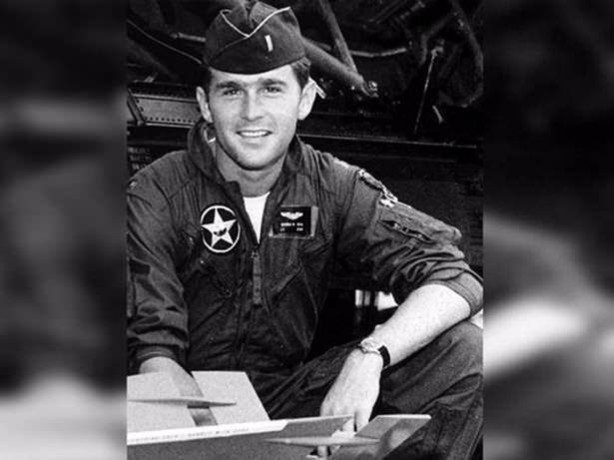 Fotoğraftaki dünyaca ünlü siyasetçiyi tanıyabildiniz mi? - Resim: 1