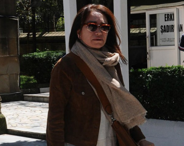 Demet Akbağ takipçilerini yıktı eşi Zafer Çika'yı kaybettikten sonra olay paylaşım - Resim: 3