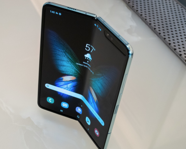 Samsung katlanabilir telefonunun satışları apar topar durduruldu - Resim: 1