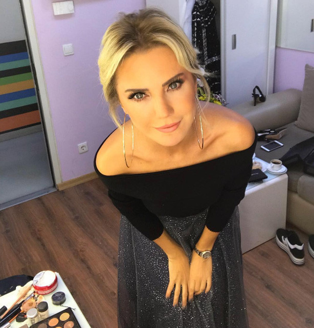 Ece Erken'den bomba açıklamalar "Geyşa değilim ayak mayak yıkamam" - Resim: 1