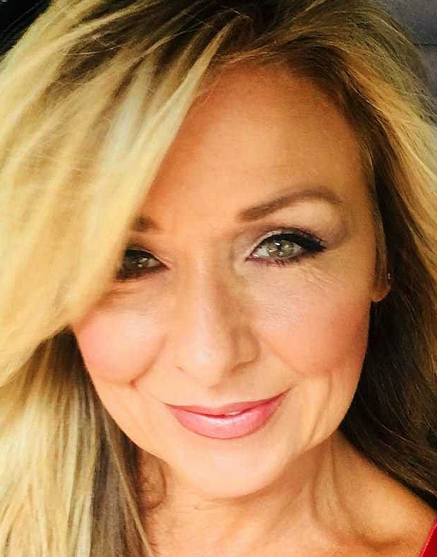 Tam 25 yıl boyunca gözündeki maskarasını temizlemedi bu görüntüler korkunç! - Resim: 1