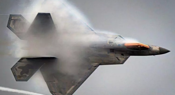 Mermiden daha hızlılar! Dünyanın en süratli 15 savaş uçağı listelendi - Resim: 2