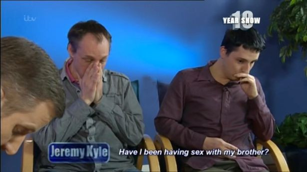 Eşcinsel ilişki yaşayan çift yıllar sonra canlı yayında kardeş çıktı! - Resim: 4