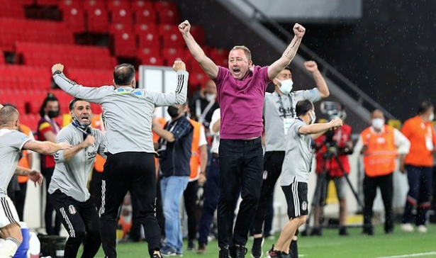 Sergen Yalçın'ın sevgilisi nereli? 22 yaşındaki Lisaveti Karibskaya ağladı - Resim: 1