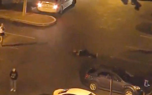 ABD'de barda katliam 12 kişi öldü, polis de saldırganı öldürdü - Resim: 1