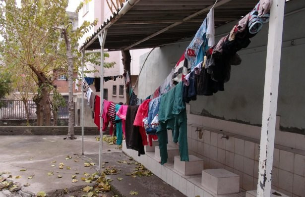 Cizre'de çatışma aileler camilere sığındı!  - Resim: 2