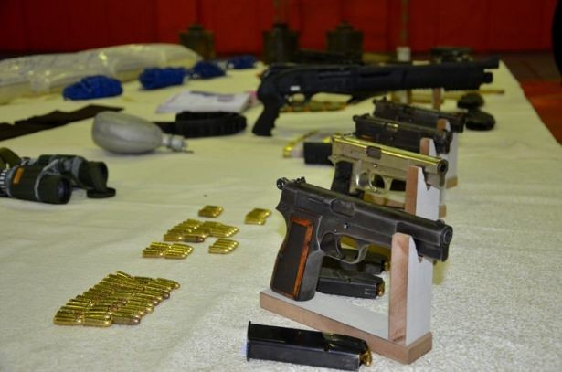 IŞİD hücre evinden cephanelik çıktı - Resim: 1