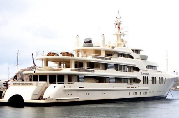 Geçerken uğradı, servet bıraktı - Resim: 1