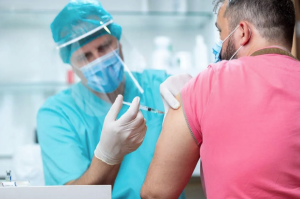 Koronavirüs aşısında 3. doz planı! Sağlık Bakanlığı düğmeye bastı - Resim: 4