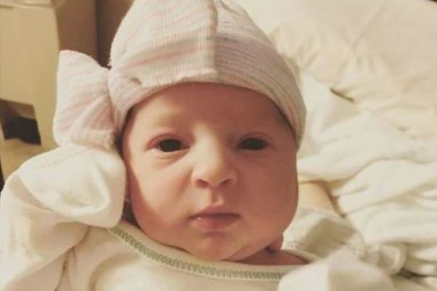 Bu bebek aslında 24 yaşında inanılmaz ama gerçek - Resim: 1