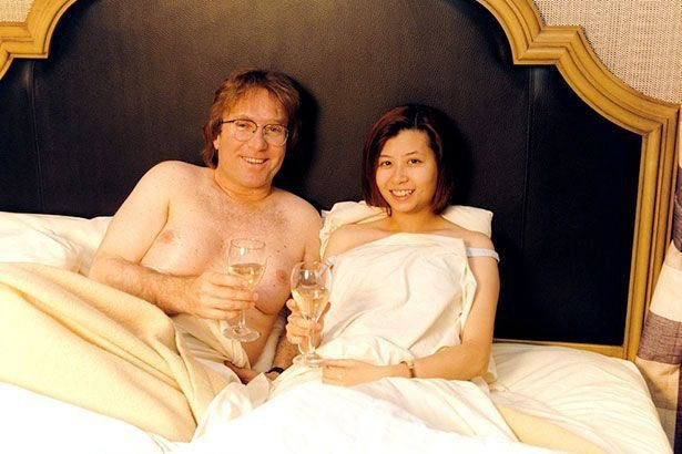 Adamın yaptığı bak! İddiaya girdi silikon göğüs taktırdı - Resim: 1