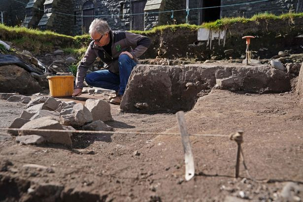İngiltere'de bilim dünyası için önemli keşif! Tam 2 bin yıllık - Resim: 1