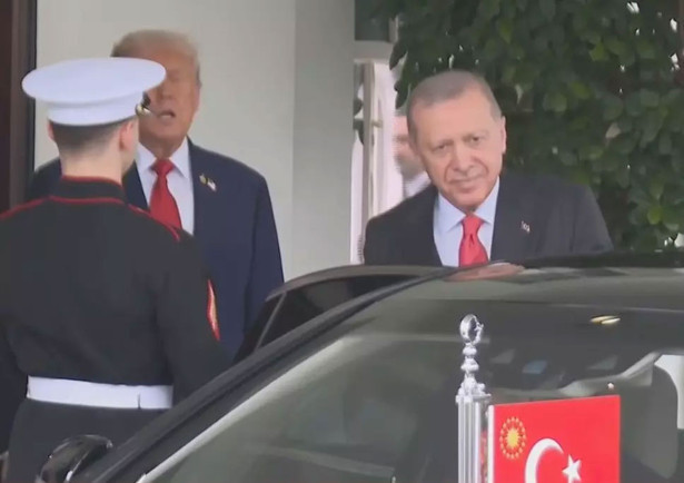 Beyaz Saray'daki kritik zirve: Trump Cumhurbaşkanı Erdoğan'ı kapıda karşıladı - Resim: 2