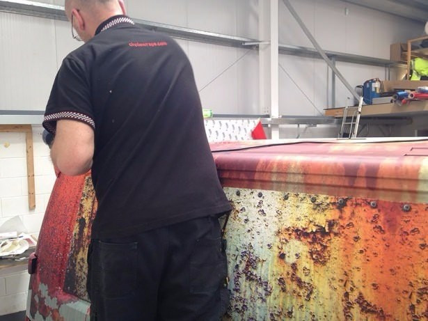 Sıfır aldığı otomobil çalınmasın diye bakın ne yaptı... - Resim: 3