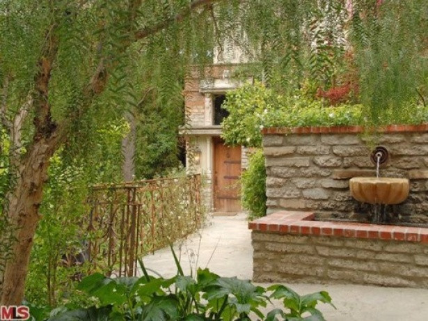 Ünlü yıldızın masal evi - Resim: 1