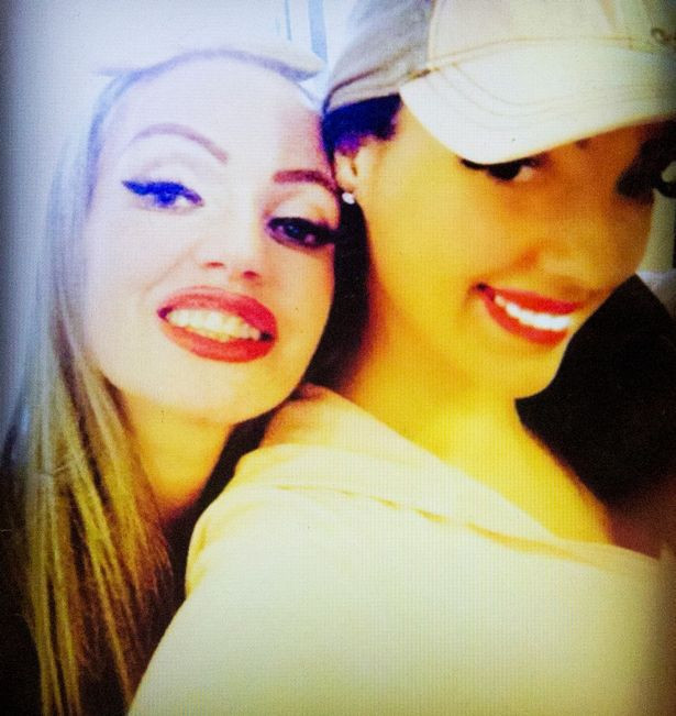 Eski playboy modelinin arkadaşına gönderdiği video şoke etti!  - Resim: 3