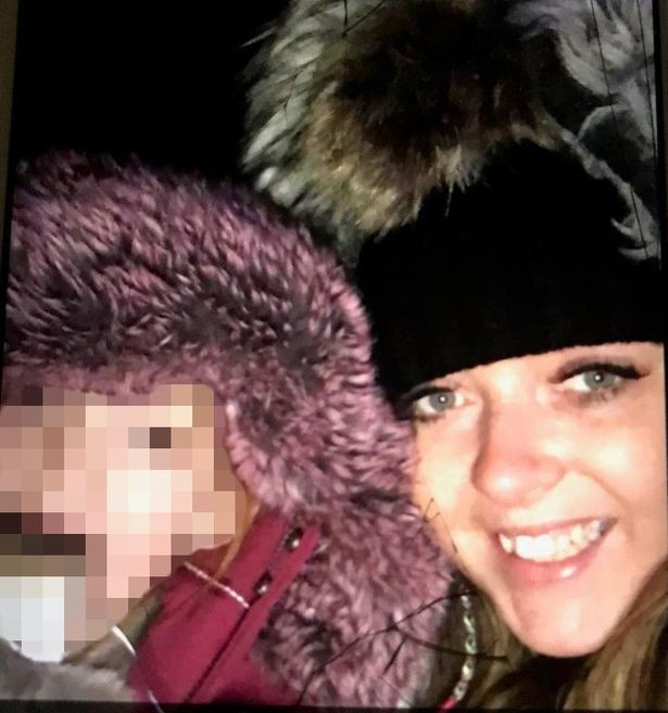 Yok artık! Sevgilisinin külodunu koklayıp... - Resim: 2