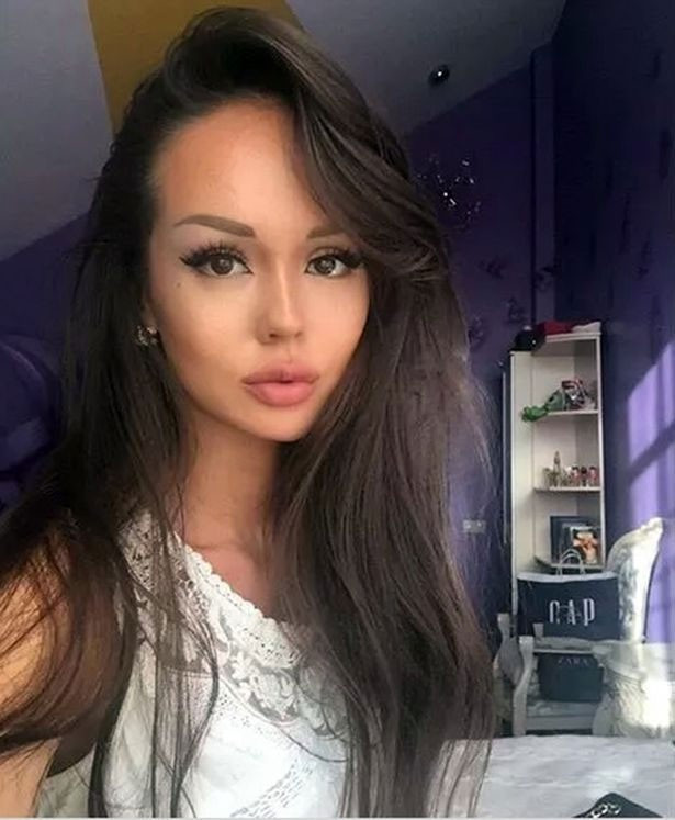 Yeni fenomen Kazak Barbie Dinara olay oldu! - Resim: 3