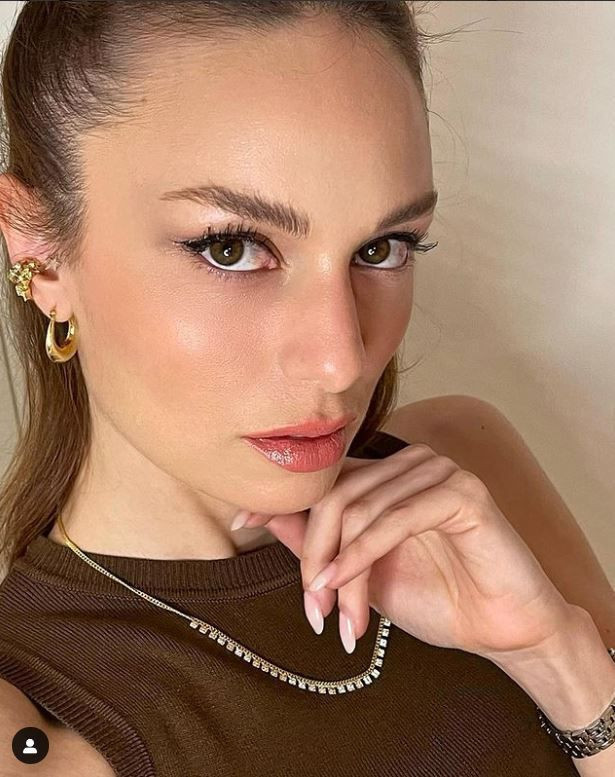 Birlikte olmak istediği kadın şarkıcıyı itiraf eden Nilperi Şahinkaya'dan cinsel yönelim itirafı - Resim: 3