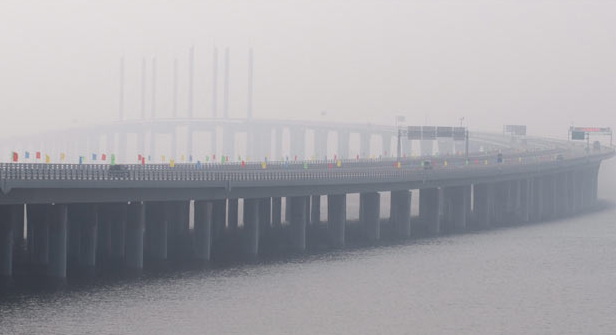 Dünyanın en uzun köprüsü açıldı - Resim: 4