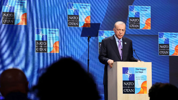 Cumhurbaşkanı Erdoğan: İran ve İsrail ateşkese uymalı - Resim: 1