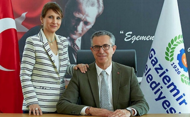 İzmir İl Başkanı Yücel'den CHP'deki eş atamasına tepki: Kabul edilemez - Resim: 0