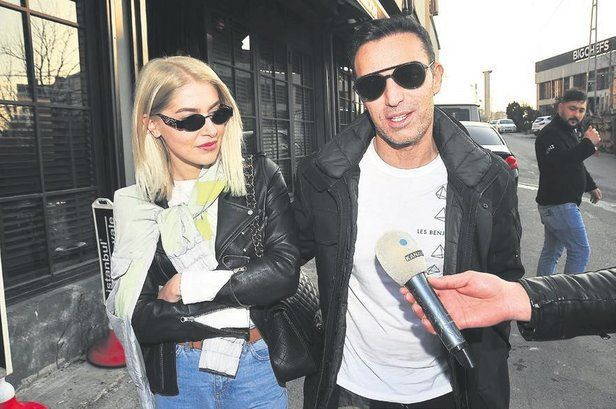 Mustafa Sandal'ı eski aşkı Tuba Ünsal dinlemeye gelince aşk itirafları ardı ardına geldi! - Resim: 2