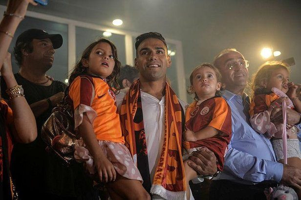 Galatasaray'da Falcao bereketi! Şölen kapalı gişe - Resim: 3