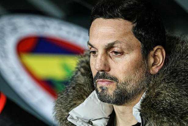 Fenerbahçe Erol Bulut'la el sıkıştı! Hem de sudan ucuza çalışacak - Resim: 0