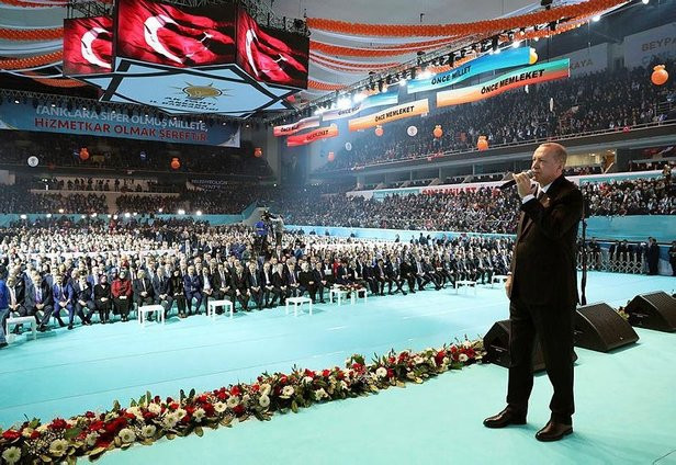 AK Parti'de koltuğunu koruyamayan 10 belediye başkanı! - Resim: 1