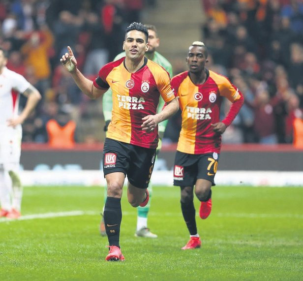 Fatih Terim'den yönetime: Muslera hariç hepsi gidebilir - Resim: 1