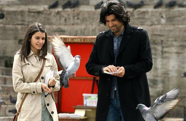 Latin Amerika'da "Fatmagül'ün Suçu Ne?" rüzgarı! Öpüşme sahnesi rekor kırdı! - Resim: 3