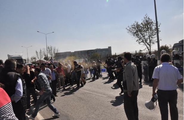 Sen misin protesto eden? - Resim: 3