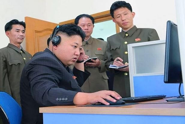 Bu ülkede devlet saç modelinize bile karışıyor inanılmaz! - Resim: 3