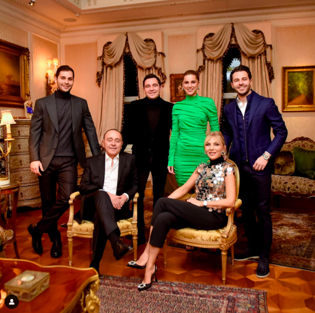 Sabancı soyadını aldı Nazlı Kayı reklam fiyatına 8 kat zam yaptı! - Resim: 1