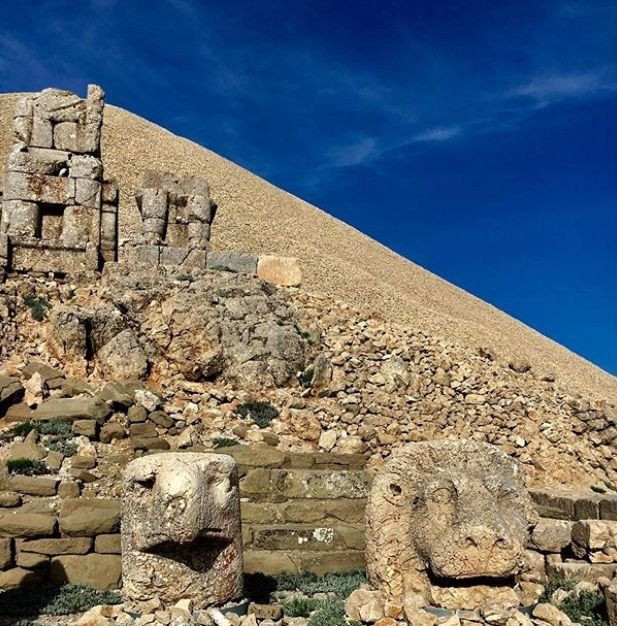 Beren Saat'ten yeni paylaşım! Atiye dizisinin birinci sezon çekimleri tamamlandı - Resim: 3